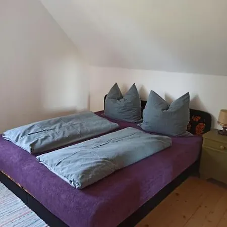 Ruhige Stadtrandwohnung Apartment *