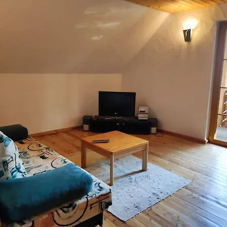Ruhige Stadtrandwohnung *