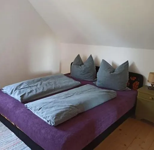 Ruhige Stadtrandwohnung Apartment *